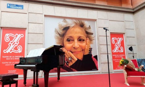 Inaugurada la "Plazuela de Teresa Berganza" frente al Teatro de la Zarzuela