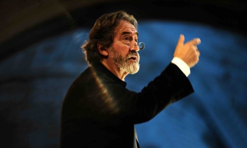 Jordi Savall une "Las siete palabras de Cristo" de Schütz, Haydn y Saramago en el Auditori de Barcelona