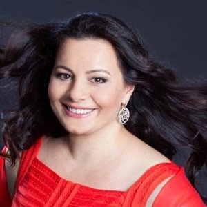 Lianna Haroutounian se mete en la piel de "Adriana Lecouvreur" en el Teatro Cervantes de Málaga