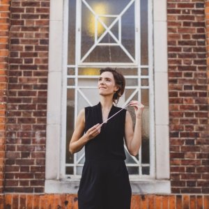 Chloé van Soeterstède une las primaveras de Lili Boulanger y Robert Schumann con la Sinfónica de Castilla y León