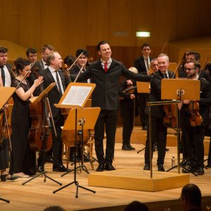 Teodor Currentzis y MusicAeterna visitan Zaragoza con músicas de Strauss y Chaikovski