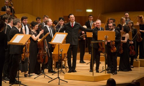 Teodor Currentzis y MusicAeterna visitan Zaragoza con músicas de Strauss y Chaikovski