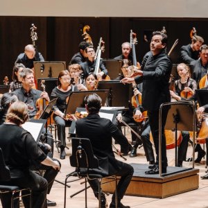 Robert Treviño y la Sinfónica de Birmingham presentan la Décima de Mahler en Leipzig