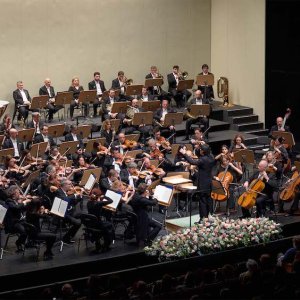 La Real Orquesta Sinfónica de Sevilla desconvoca su huelga y volverá al foso del Maestranza para 'Tosca'