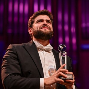 El bajo Adolfo Corrado gana el concurso BBC Cardiff Singer of the World