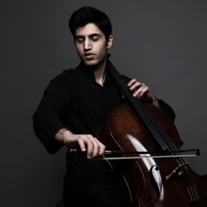 Kian Soltani, en los "Estius Simfònics" de Bellver con Schumann al violonchelo