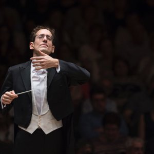 Pablo Gonzalez cierra la temporada de la Sinfónica de Madrid con obras de Nielsen, Haydn y Strauss