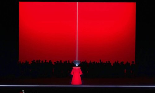 Anna Pirozzi y Jorge de León protagonizan 'Turandot' en el Teatro Real, en la producción de Robert Wilson