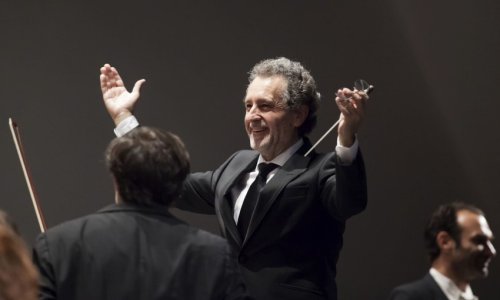 La Jove Orquestra Nacional de Catalunya celebra su 30 cumpleaños en el Palau de Barcelona y con la batuta de Josep Pons