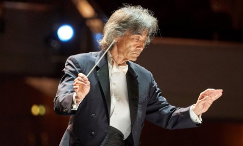 Kent Nagano dirige una versión historicista de "El oro del Rin" de Wagner, de gira por Europa