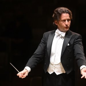 Gustavo Gimeno dirige Prokofiev, Korngold y Hermann en los BBC Proms de Londres