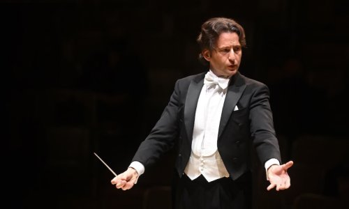 Gustavo Gimeno dirige Prokofiev, Korngold y Hermann en los BBC Proms de Londres