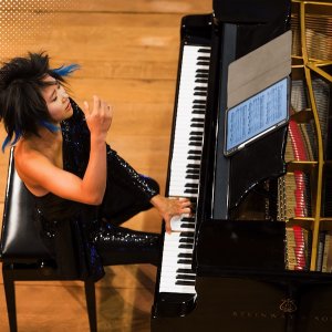 Yuja Wang tocará música inspirada en las creaciones del artista plástico David Hockney