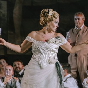 Nino Machaidze protagoniza "La traviata" en el Festival de Macerata