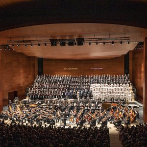 Robert Treviño dirige la Octava de Mahler en la Quincena Musical de San Sebastián