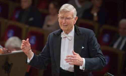 Herbert Blomstedt, de 96 años de edad, inaugura la 243 temporada de la Gewandhausorchester de Leipzig