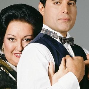 El Ayuntamiento de Barcelona creará un lugar de homenaje a Freddie Mercury y Montserrat Caballé, sin dedicarle una calle a la soprano