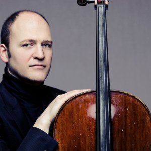 El violonchelista Arnau Tomàs protagoniza la siguiente cita en el ciclo de cámara 'Salón del Ateneo'