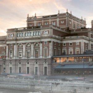 Cancelada la actividad en la Ópera de Estocolmo tras caerse y fallecer uno de sus técnicos de escena