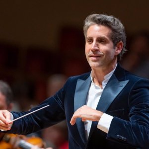 Lucas Macías dirige Mozart, Schubert y Brahms con la Sinfónica de Tenerife