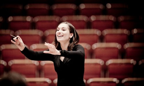 Ariane Matiakh dirige Mendelssohn, Koechlin y Roussel al frente de la Orquesta de València