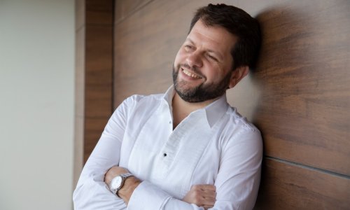 El tenor Roger Padullés recupera canciones de Baltasar Samper en el Auditori de Barcelona