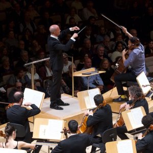 OCNE presenta obras de Elgar y Vaughan-Williams, con Guillermo García-Calvo y Sheku Kanneh-Mason