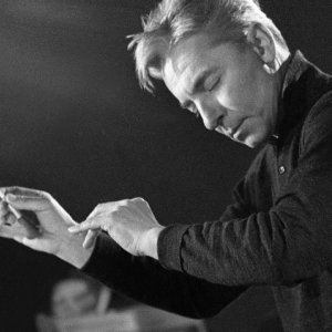 Retiran un busto de Karajan en Alemania por sus vínculos nazis al comienzo de su carrera