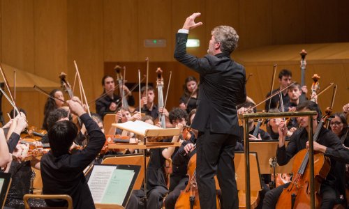 Pablo Heras-Casado al frente de la Joven Orquesta Nacional de España, con obras de Quislant, Chaikovski y Shostakovich