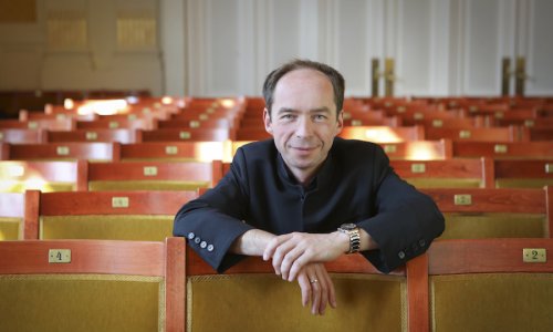 Heinz Ferlesch: “Un director debería aspirar a ser prescindible en el escenario”