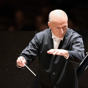 Paavo Järvi dirige la Quinta de Mahler al frente de la Tonhalle-Orchester de Zúrich