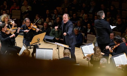 Thomas Hengelbrock dirige el 'Requiem alemán' de Brahms en Ibermúsica, con la orquesta y coro Balthasar Neumann 