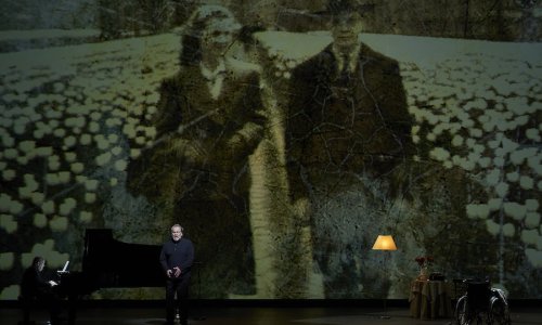 Joan Fontcuberta presenta en el Liceu su visión del 'Winterreise' de Schubert, con la voz de Michael Volle