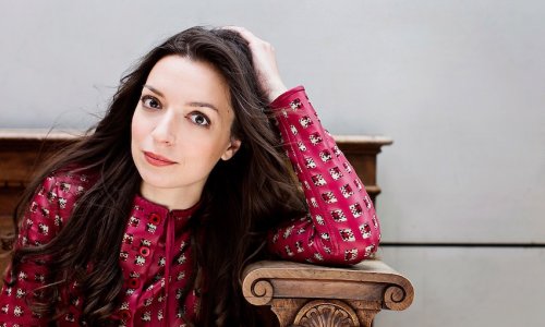 Yulianna Avdeeva toca el "Segundo" de Chopin con la OBC