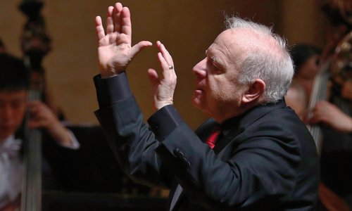 Leonard Slatkin lleva músicas de Tower, Beal, Ives y Gershwin a la Filarmónica de Gran Canaria