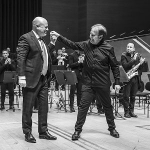 La Banda Municipal de Barcelona y el Spanish Brass, en el XXV aniversario de L´Auditori, con el estreno de una obra de Albert Guinovart