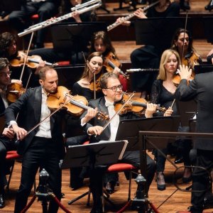 Obras de Gubaidulina y Tchaikovsky por la Orquesta del Concertgebouw en Amsterdam, dirigidos por Jaap van Zweden y con Antoine Tamestit como solista