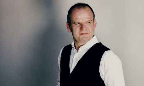 François-Xavier Roth, acusado por varias personas de enviarles fotos de su pene sin su consentimiento