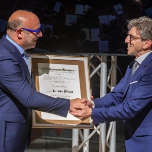 Riccardo Frizza, nombrado Caballero de la República por su contribución a la música italiana