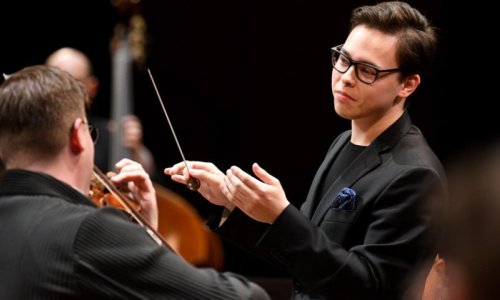 Tarmo Peltokoski y Juan Floristán, juntos en el Festival de Granada con la OCG