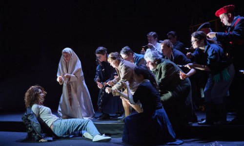 Estreno de 'Saturraran' de Juan Carlos Pérez en el Teatro Arriaga de Bilbao