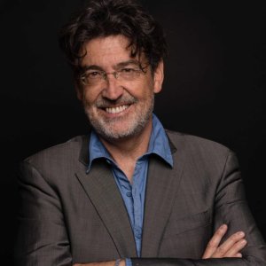 José María Sánchez-Verdú: "Los grandes creadores son aquellos que te sitúan en la poética del extrañamiento y lo desconocido"