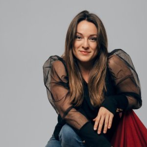 Ruth Iniesta canta zarzuela y canción española en el Festival Bal y Gay