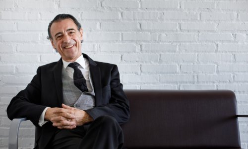 Fallece con 74 años el director de orquesta español Miguel Ángel Gómez Martínez