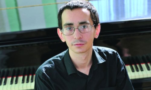 Numerosos músicos como Barenboim o Jurowski condenan la muerte en prisión de un pianista ruso encarcelado por su oposición a Putin