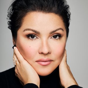 La jueza reduce a discriminación de género las demandas contra el Met de Anna Netrebko