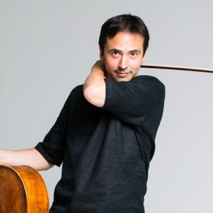 Jean Guihen Queyras toca Suites para violonchelo de Bach en el Auditori de Girona