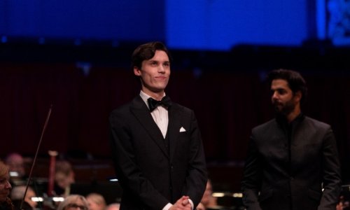 El canadiense Jaeden Izik-Dzurko gana el Concurso de piano de Leeds 2024