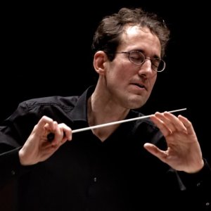 Pablo González visita a la Orquesta Nacional de España con obras de Prokofiev, Chaminade y Takemitsu