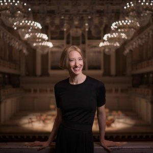 Joana Mallwitz debuta al frente de la Orquesta Nacional de España con obras de Hindemith, Beethoven y Ravel